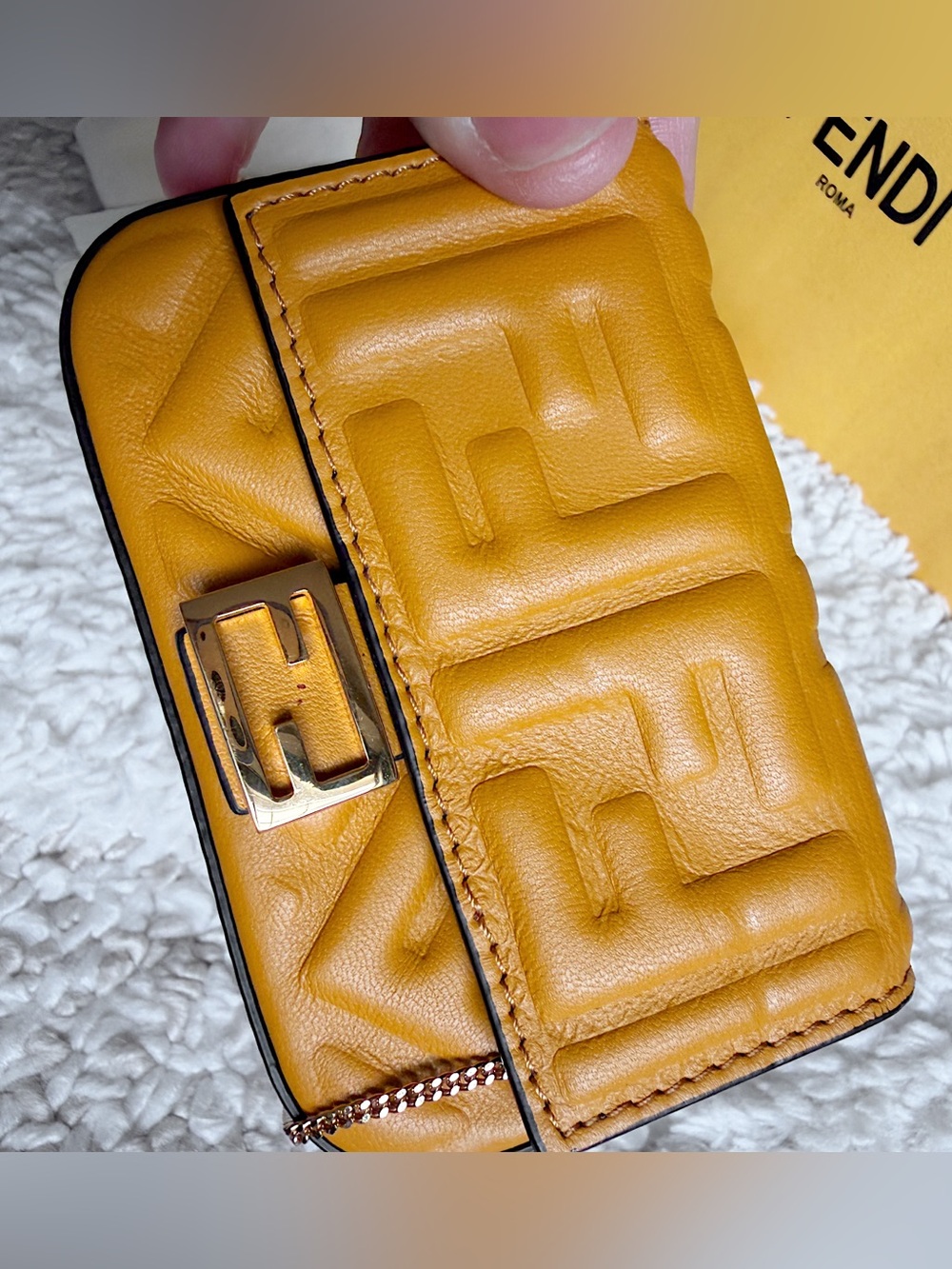 Fendi Zucca FF Baguette Super Nano crossbody bag , charm, earpod purse - Picture 9 of 13